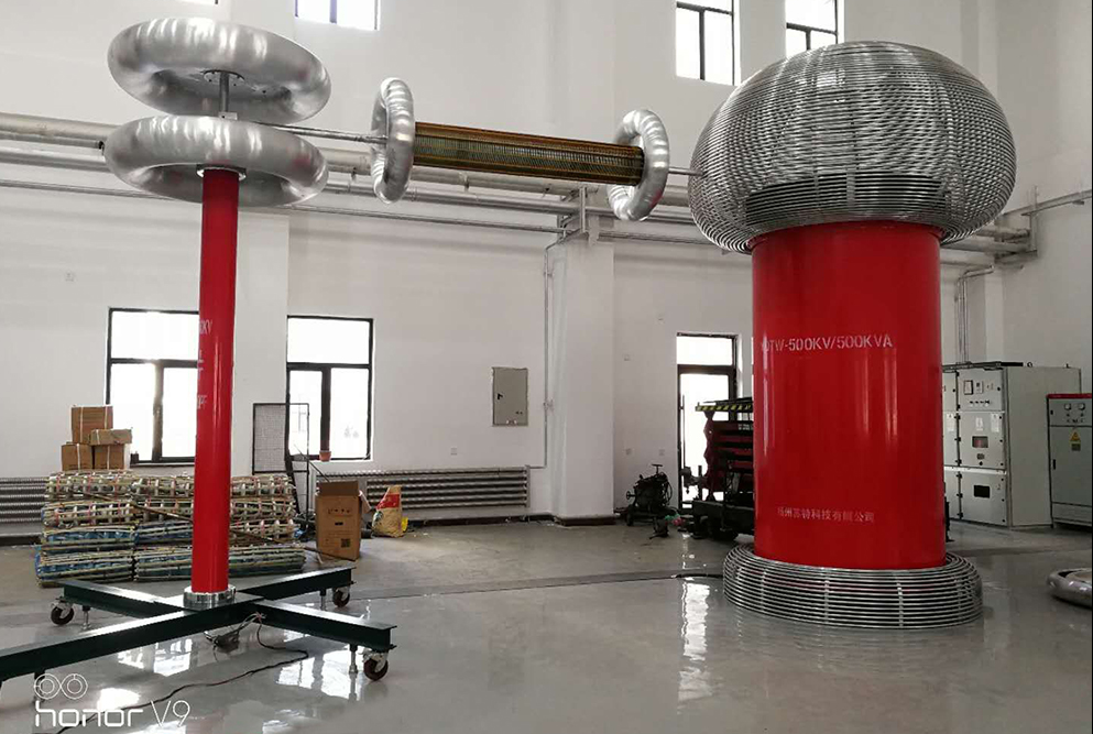 Oil-immersed non-partial discharge transformer